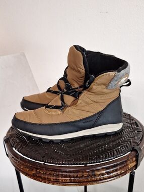 Sorel Whitney Lace Up Waterproof Boots Women Size 9